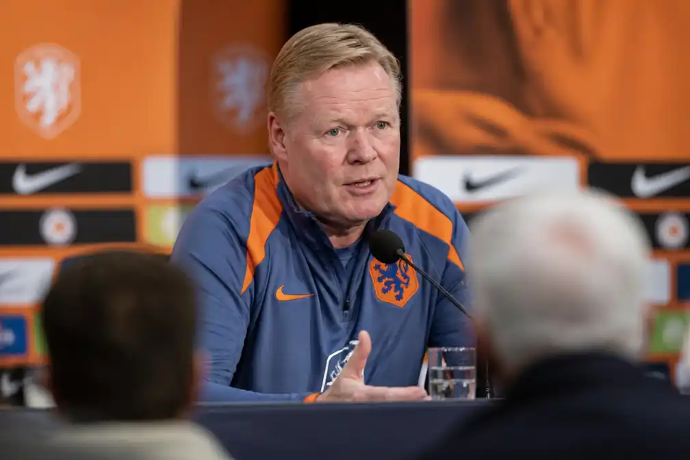 Koeman kiest voor Brobbey tegen Zweden, Malen naar rechtsbuiten