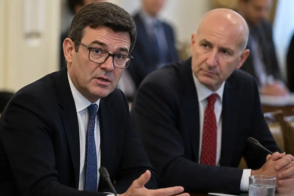Burnham sluit belastingverhogingen niet uit voor najaarsbegroting