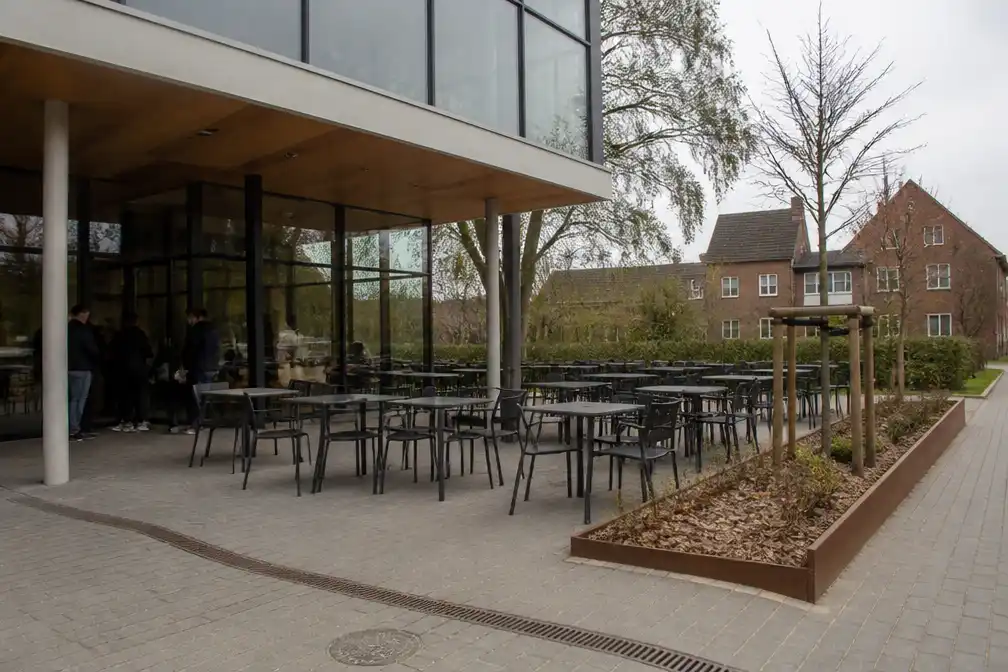 Laatste café van Alsemberg sluit na overlastklachten; zoektocht naar uitbater moet nog starten