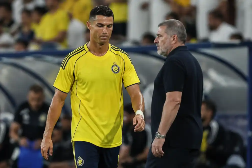 Ronaldo aan de rust gewisseld na woede op jonge doelman, Al-Nassr wint alsnog