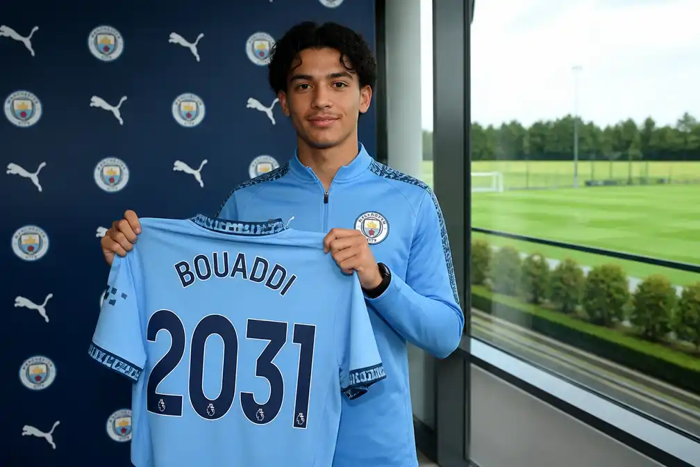 Manchester City haalt Ayyoub Bouaddi van Lille voor £85,6 miljoen