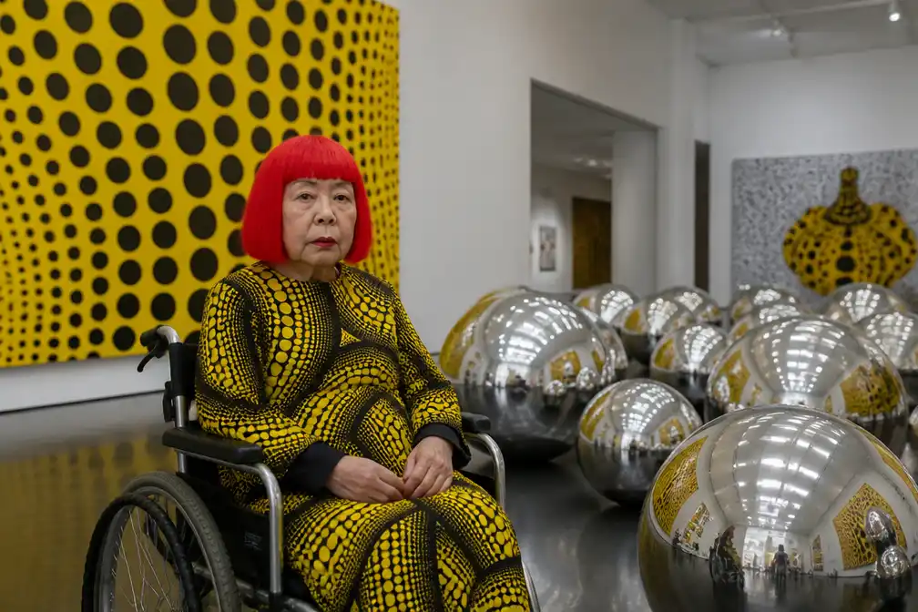 Stedelijk Museum noemt expositie Yayoi Kusama 'postuum eerbetoon'