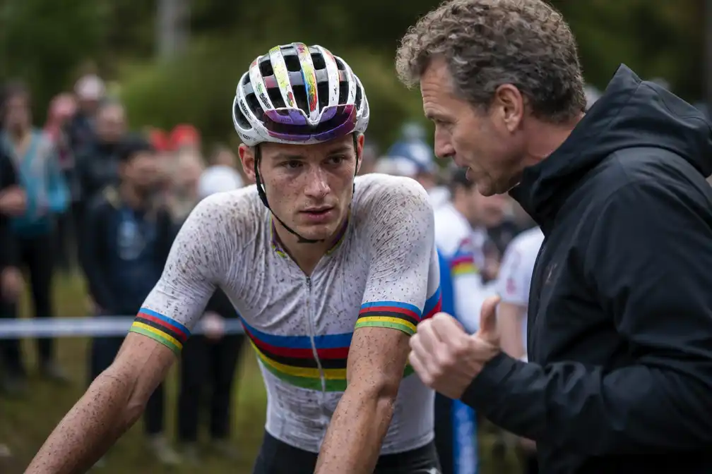 De Knegt gelooft in Van der Poel voor ontbrekende WK-titel mountainbike