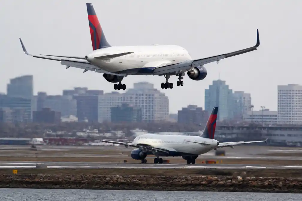 FAA onderzoekt bijna-botsing tussen Delta-vliegtuig en ander toestel op Boston Logan