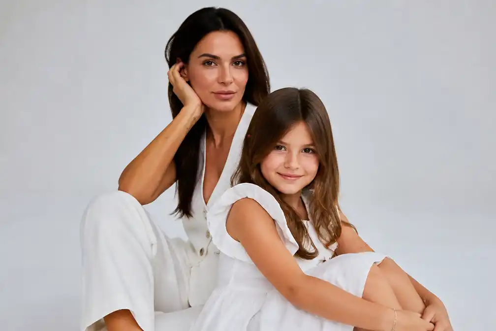 Kelly Piquet deelt zeldzame foto's van dochter Penelope na 'moeilijke maand'