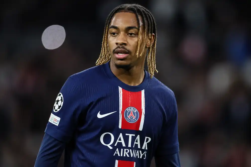 Liverpool rondt deal van £123 mln af voor PSG-aanvaller Barcola