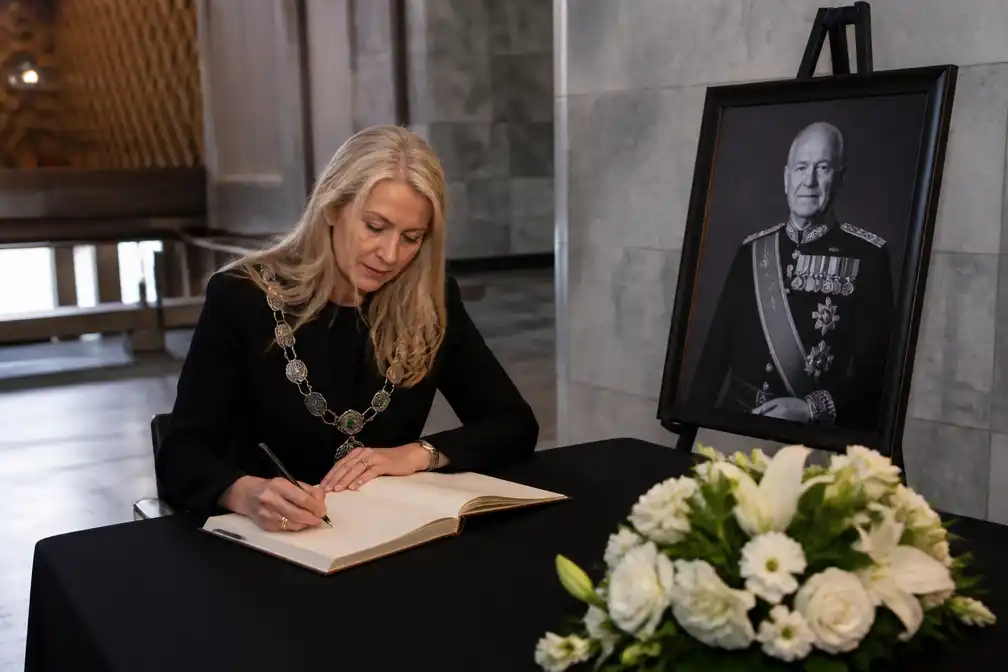 Condoleanceregister voor koning Harald geopend in Oslo