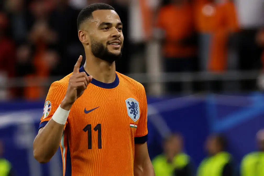 Cody Gakpo rangschikt zijn 8 toernooigoals, jaagt op record Bergkamp