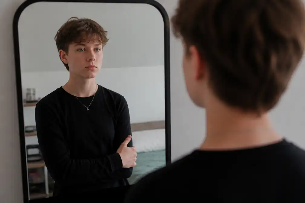 Chris (21) staat bijna vier jaar op wachtlijst Radboudumc: 'Dit is niet mijn lichaam'