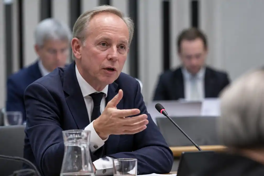 Van der Staaij: onderbouwing coronamaatregelen niet altijd logisch