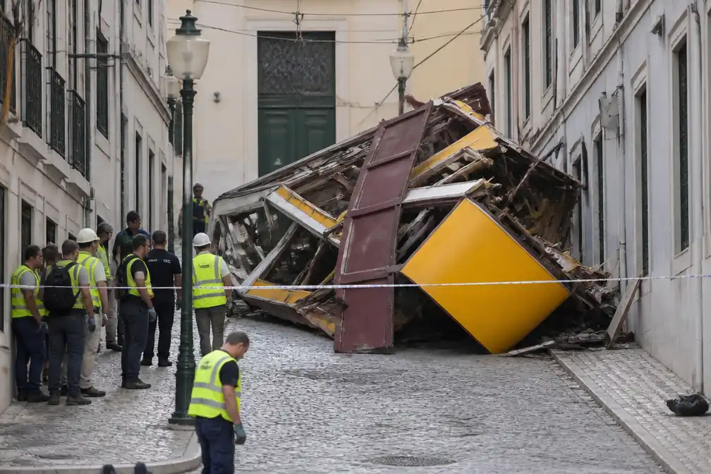 Lissabon vervangt historische Elevador da Gloria jaar na dodelijk ongeval