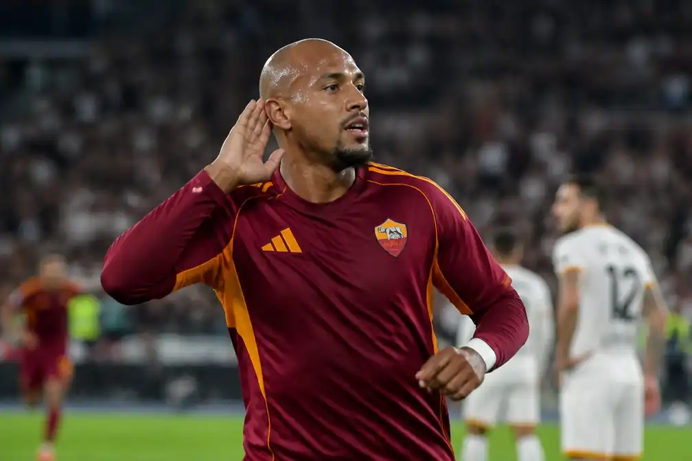 Donyell Malen na brace tegen Lecce al op vijf goals voor AS Roma