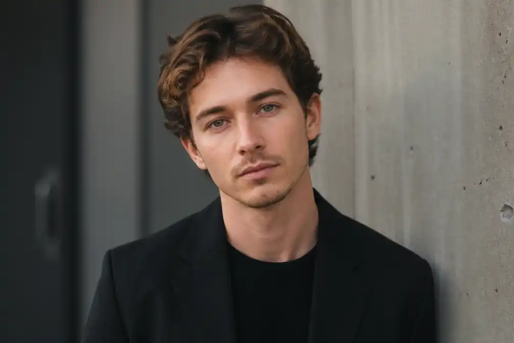 Stephen Kalyn toegevoegd aan cast vervolg 'The Housemaid's Secret'