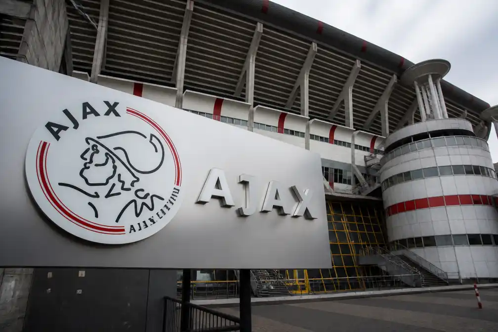 Ajax bevestigt diefstal klantgegevens bij datalek CEVA Logistics