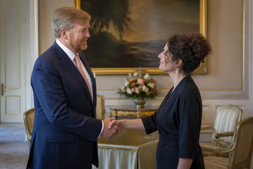 Koning Willem-Alexander ontvangt PvdD-fractievoorzitter Christine Teunissen