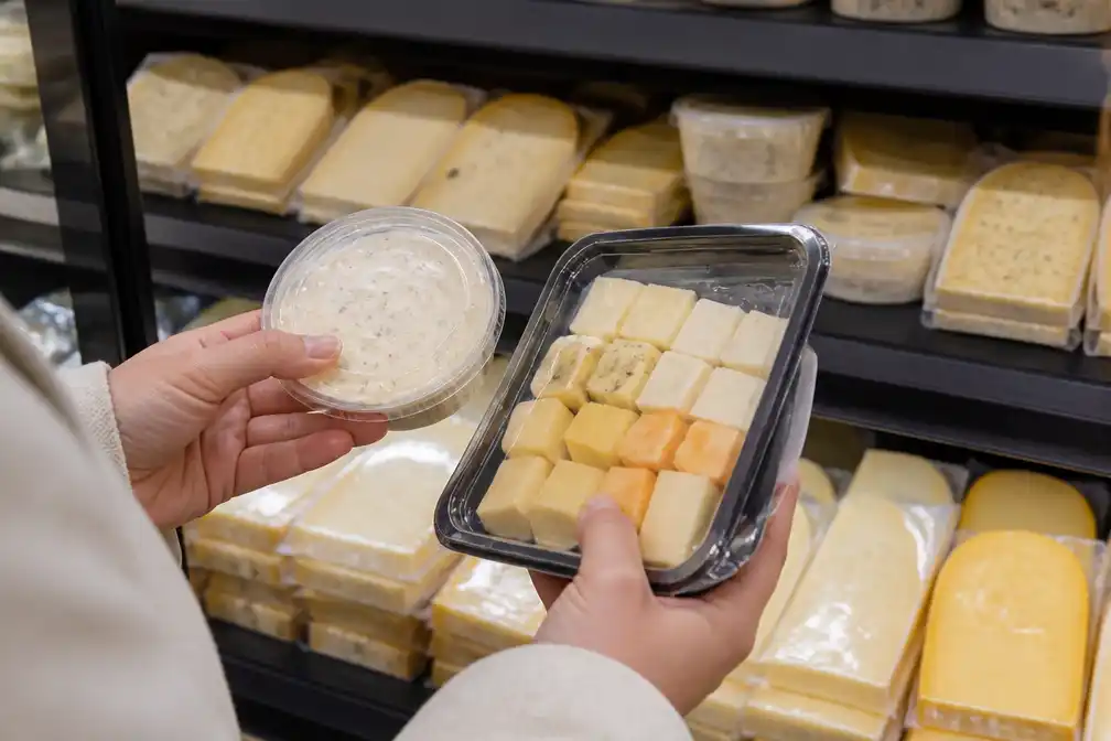 Jumbo roept opnieuw kazen terug om mogelijke listeriabacterie