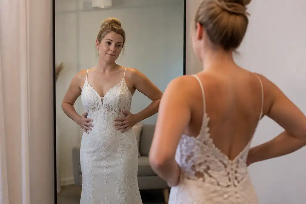 Jorina uit 'Blind getrouwd' deelt eerlijke foto in trouwjurk na bevalling