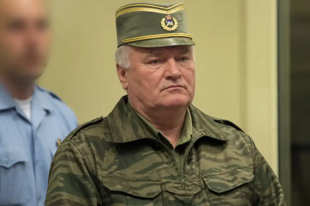Zoon bevestigt: uitvaart Mladić maandag in Belgrado met staatseer