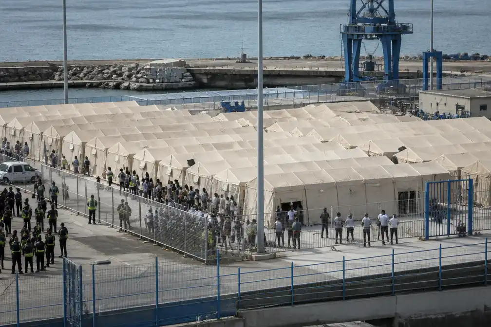 Spanje neemt controle over haven Ceuta over na migrantencrisis