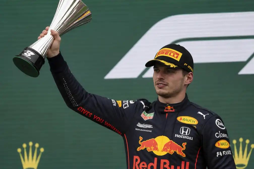 Verstappen derde op Monza, maar blijft kritisch: 'We zijn net een slak'