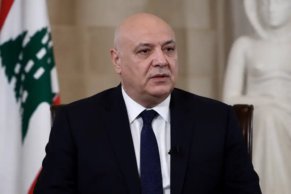 President Libanon vraagt VS om hulp na dodelijke Israëlische aanvallen