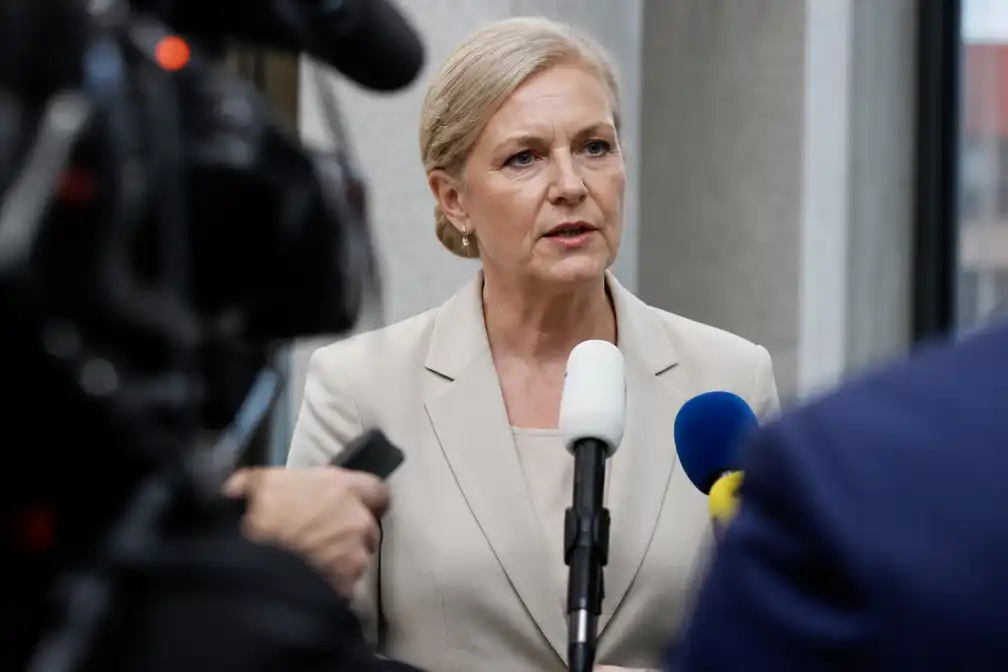 Mediaminister Letschert zet vermoedelijk streep door Ongehoord Nederland