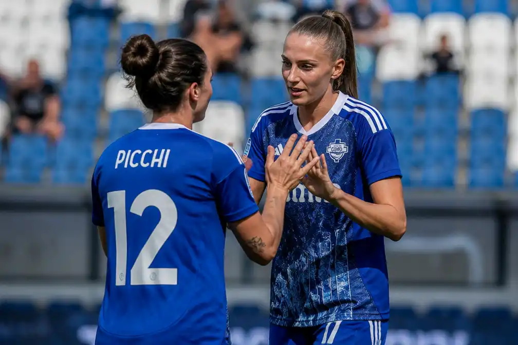Como 1907 biedt Roberta Picchi contractverlenging aan na borstkankerdiagnose