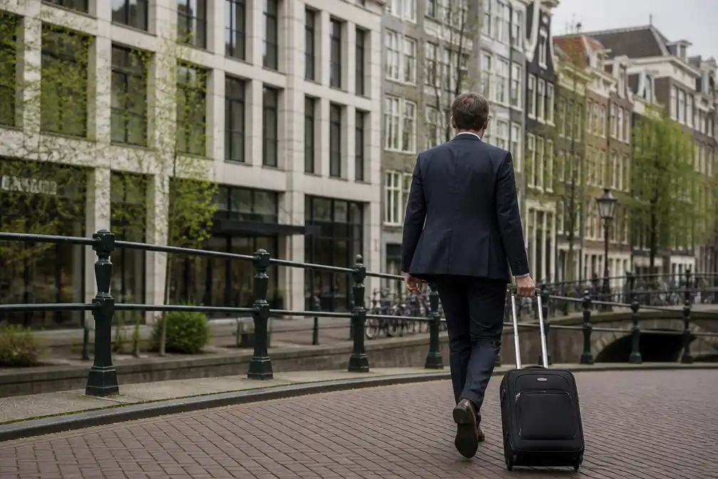 Zakelijk reizen naar Nederland blijft ver onder niveau, Amsterdam grootste daler