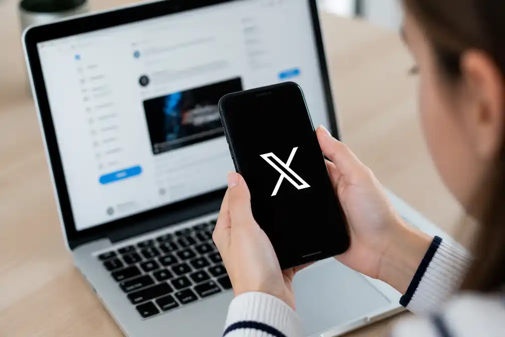 Ierse mediawaakhond start onderzoek naar X om leeftijdscontroles