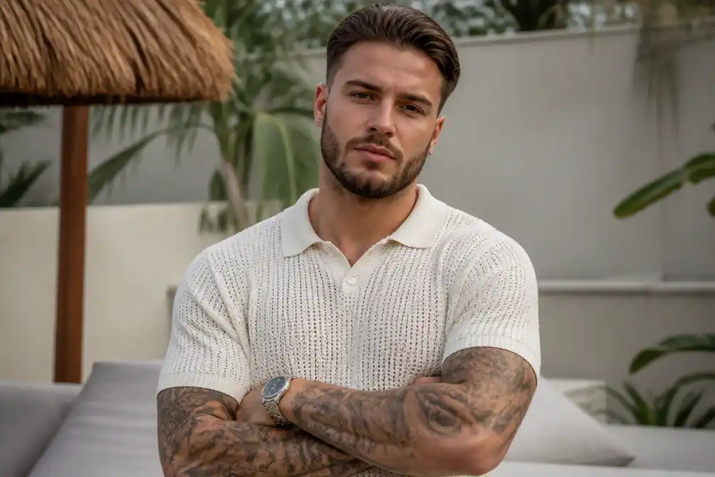 Ex on the Beach-ster Dusty geeft naast 18+-content nu ook relatietips