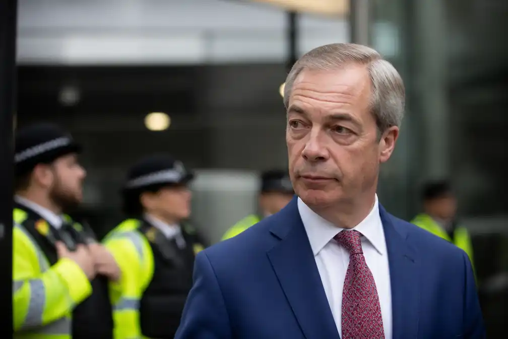 Britse politie onderzoekt Reform UK om donatieregels na undercoveractie