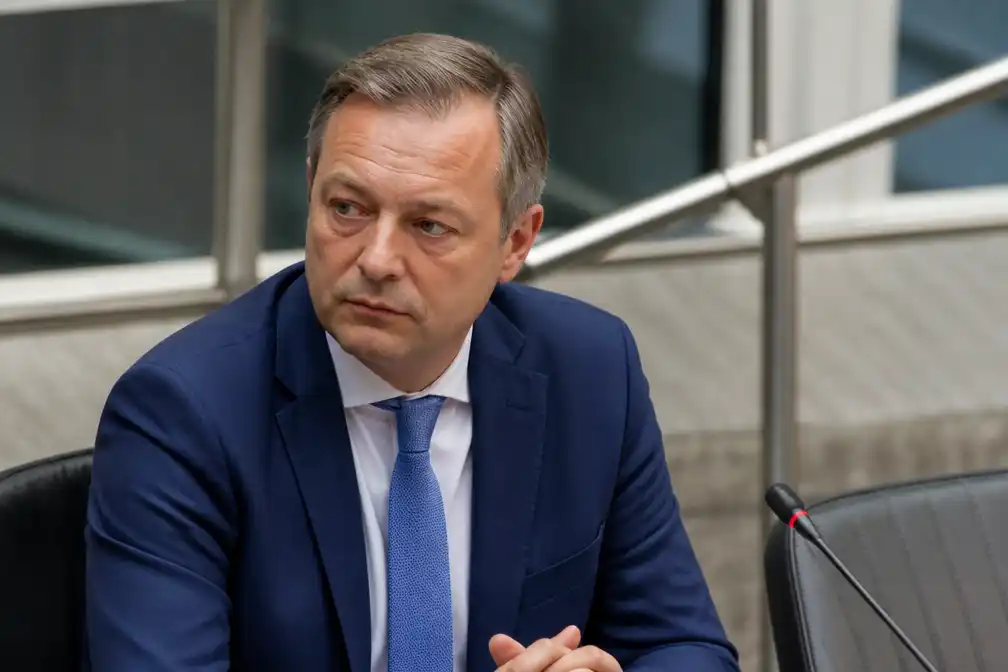 Egbert Lachaert stopt als fractieleider van Anders in Vlaams Parlement