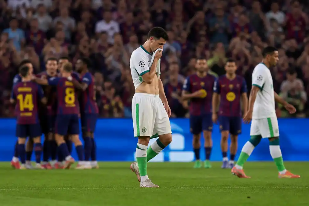 Feyenoord lijdt 5-1 nederlaag bij Barcelona in Champions League