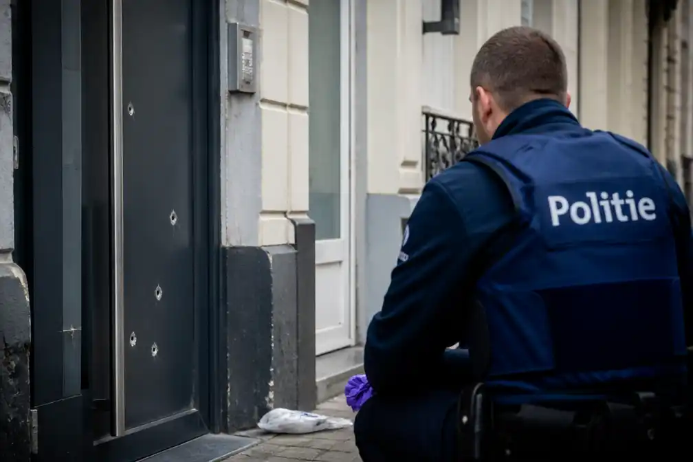 Brusselse politie vindt wapen na beschieting van pand in Laken, geen gewonden