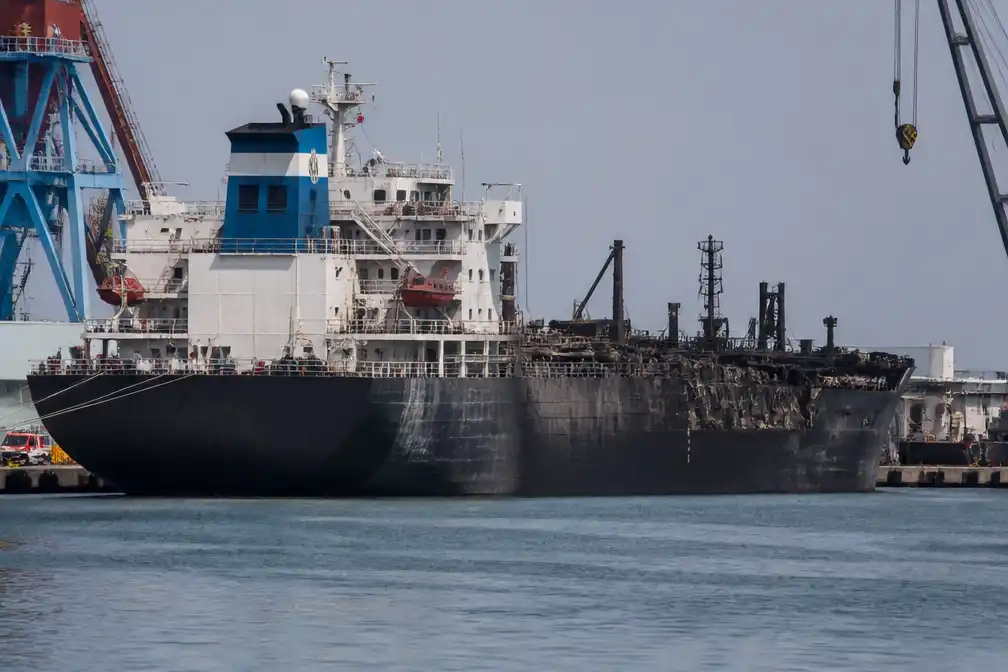 Zeker 20 doden bij brand op buitenlands vrachtschip in haven van Qingdao