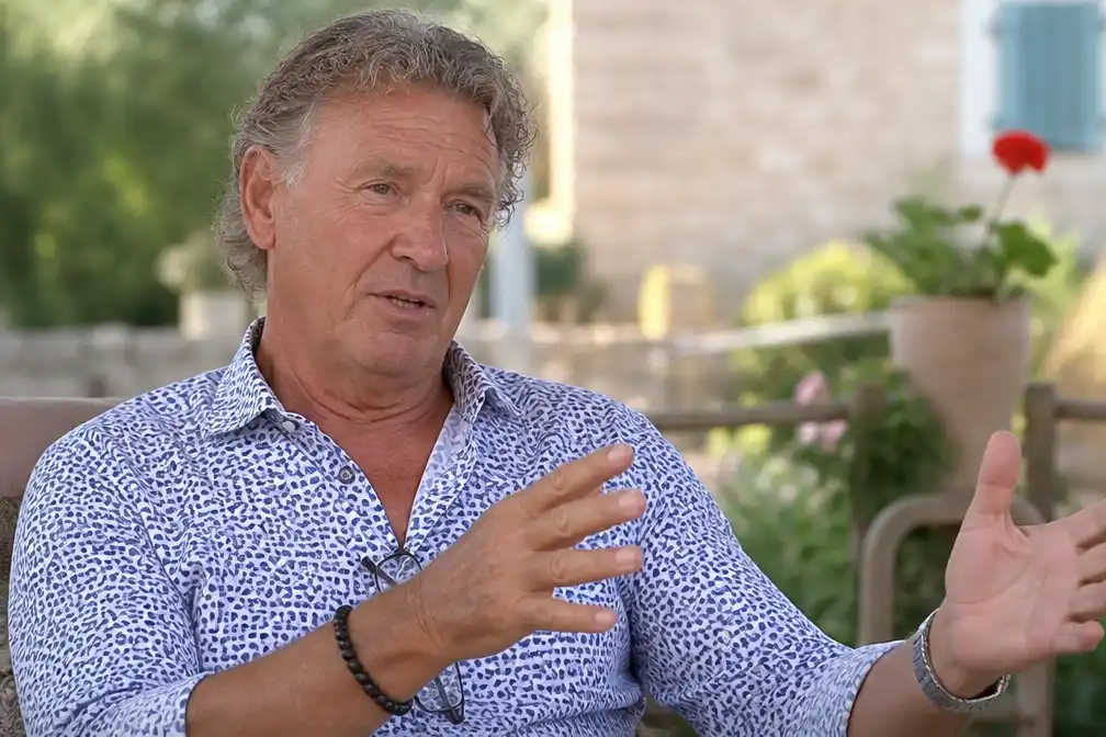 Fred Ros uit B&B vol liefde heeft geen spijt en noemt zichzelf 'gewoon een held'