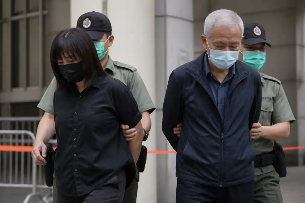 Hongkongse activisten Chow Hang-tung en Lee Cheuk-yan krijgen zeven jaar cel om Tiananmen-herdenking