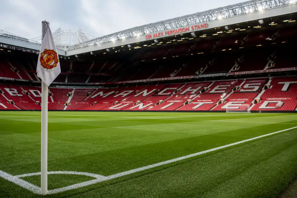 Manchester United ontvangt Manchester City in 199e derby op Old Trafford