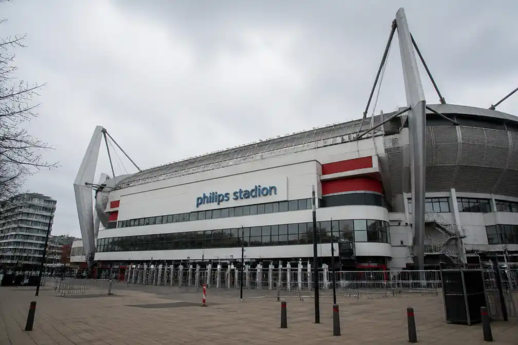 PSV hoopt dit jaar duidelijkheid te krijgen over uitbouw Philips Stadion