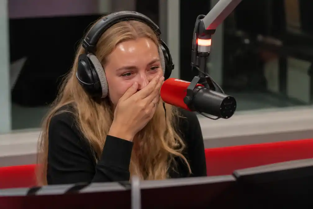 Zus van radio-dj Domien Verschuuren zwanger van overleden partner