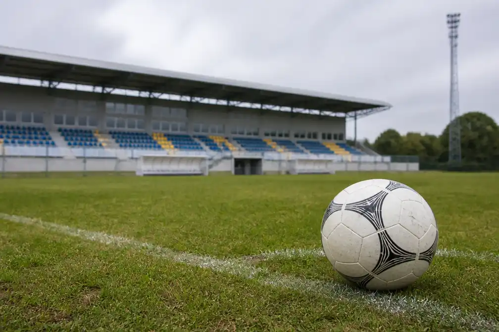 Drie bestuurders KV Diksmuide Oostende stappen op na klachten over grensoverschrijdend gedrag