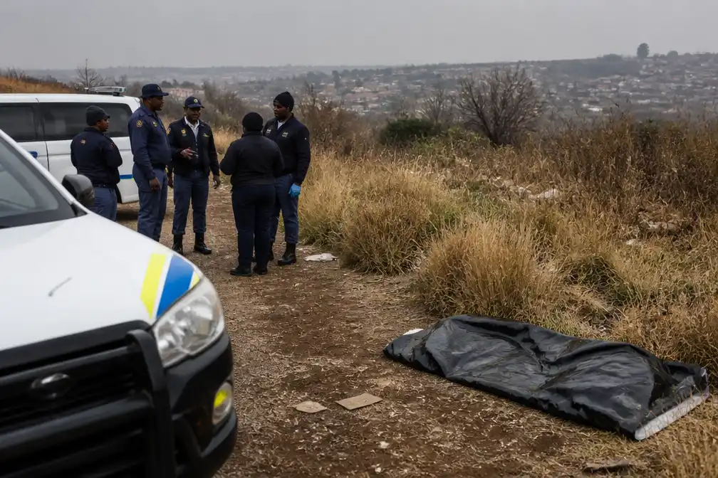 Zuid-Afrikaanse politie waarschuwt vrouwen in Johannesburg na vondst zeven lichamen