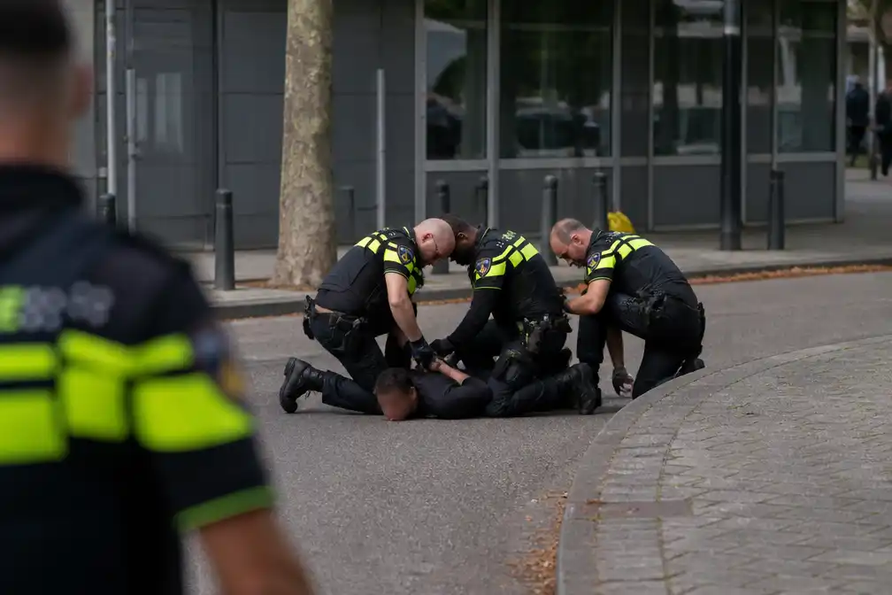 Rijksrecherche onderzoekt dood Alfredo Goeloe (51) na arrestatie in Rotterdam-Zuid