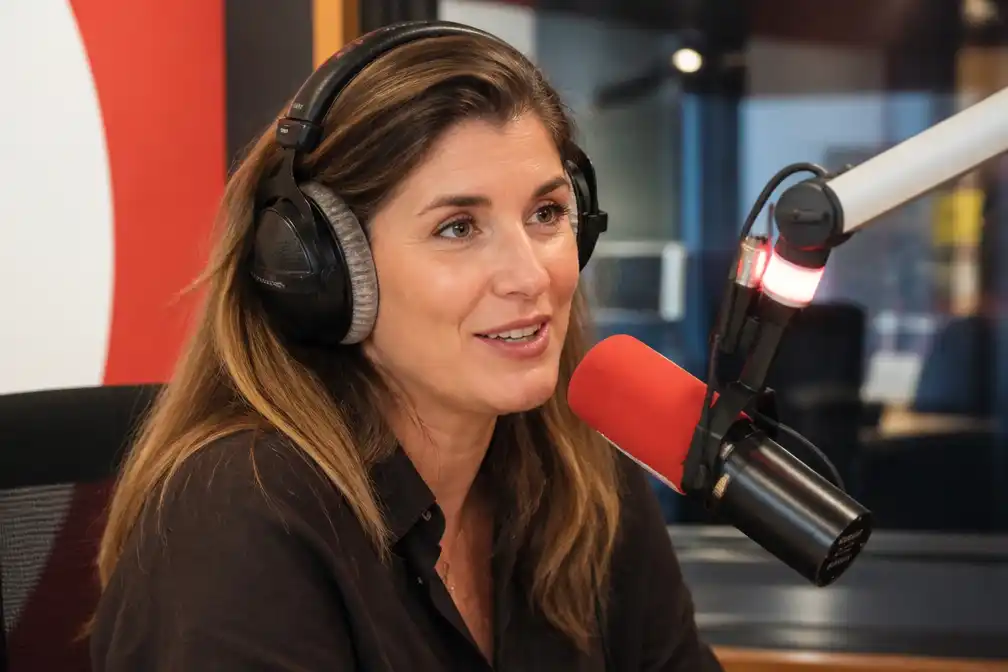Radiohost Marieke Elsinga bekent auto-ongeluk na achter het stuur in slaap te zijn gevallen