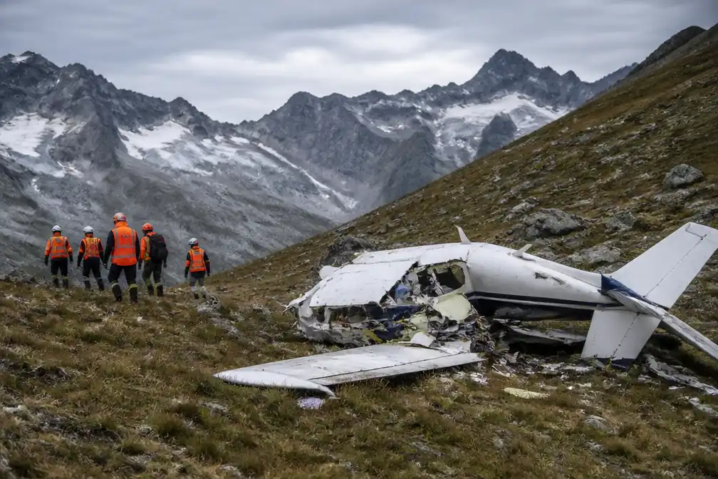 Britse miljonair en twee vrienden omgekomen bij vliegtuigcrash in Alpen