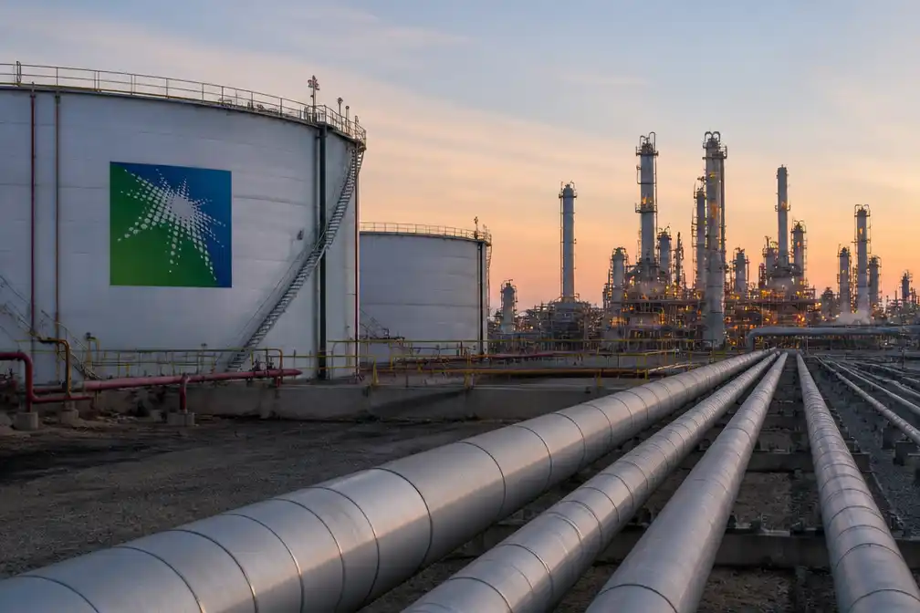 Saudi Aramco levert volgende maand geen ruwe olie aan Europese raffinaderijen