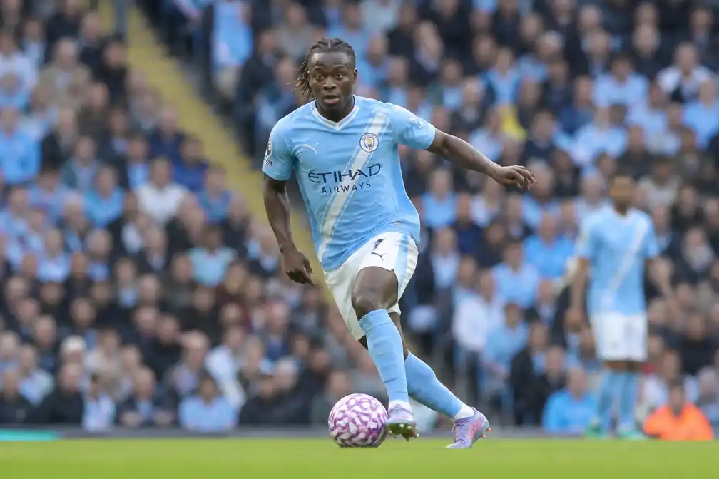 Doku speelt voor City na niet-selectie bij Rode Duivels, Meunier blinkt uit met assist
