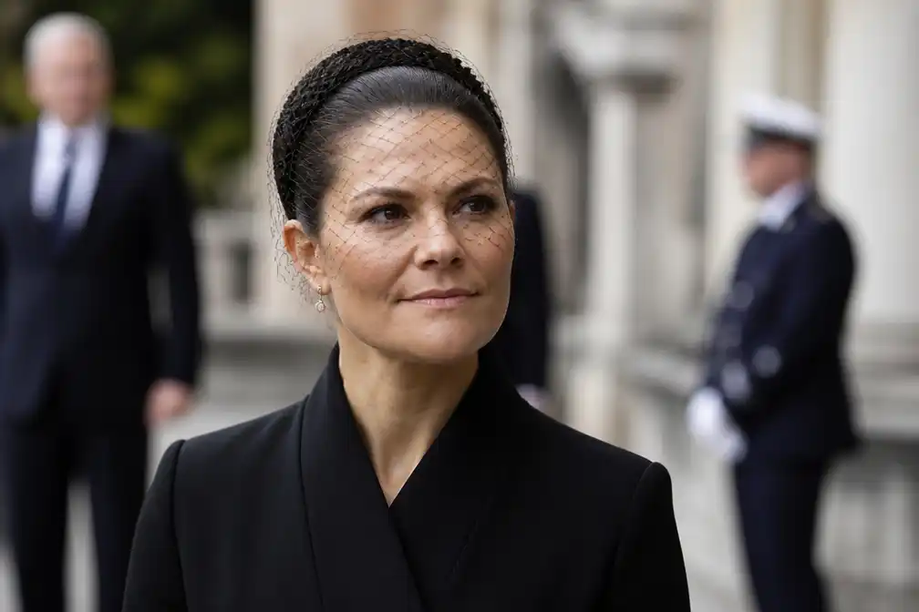 Kroonprinses Victoria bij uitvaart prinses Astrid in Oslo