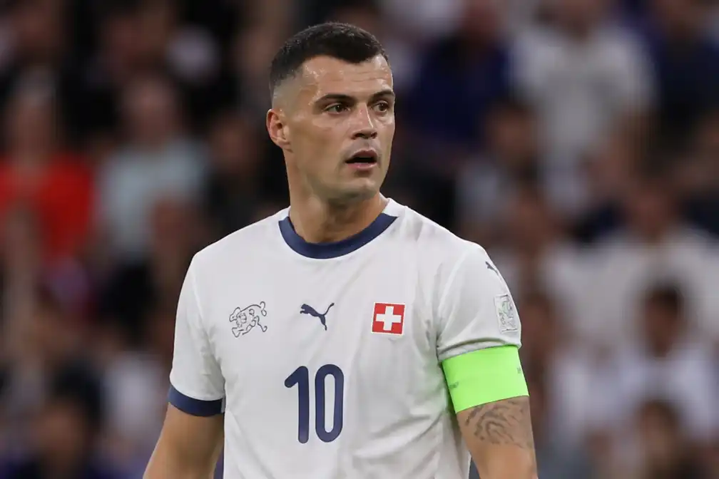 Zwitsers aanvoerder Granit Xhaka geeft vals coronacertificaat toe en mist vier Nations League-duels