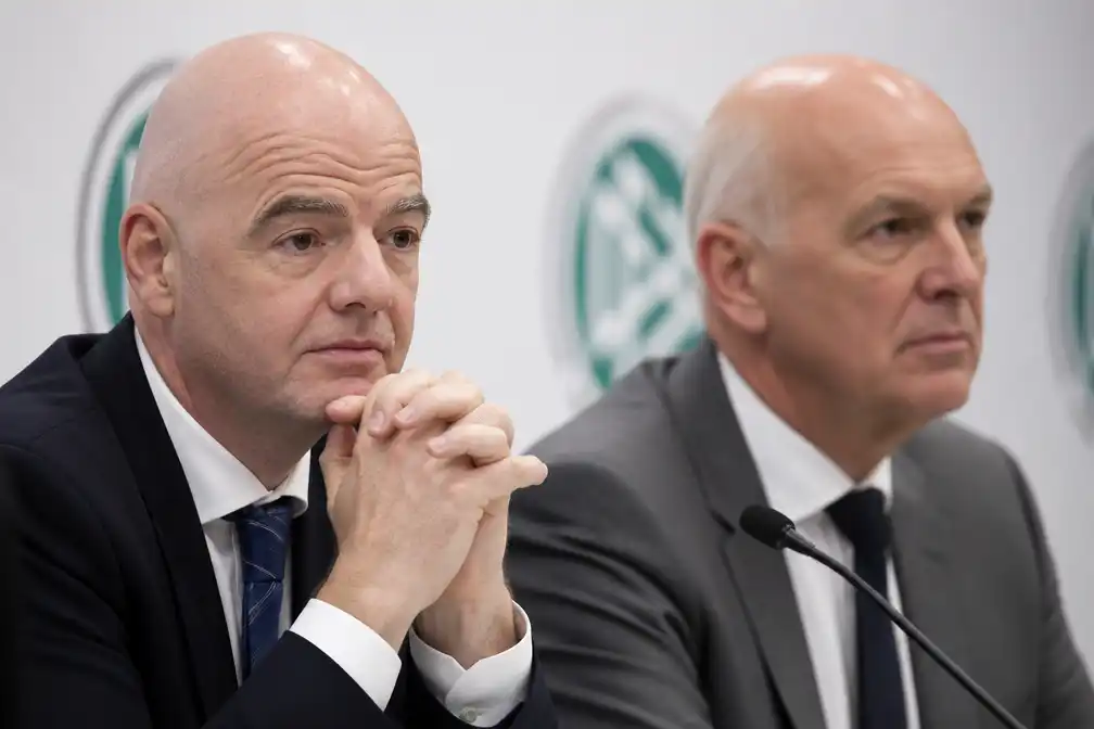 Duitse voetbalbond noemt hervormingsvoorstel Infantino 'doorzichtige manoeuvre'